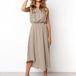 Polka dots 👗 size M